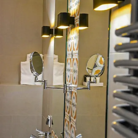 Nihil Novi Hotel 4*
